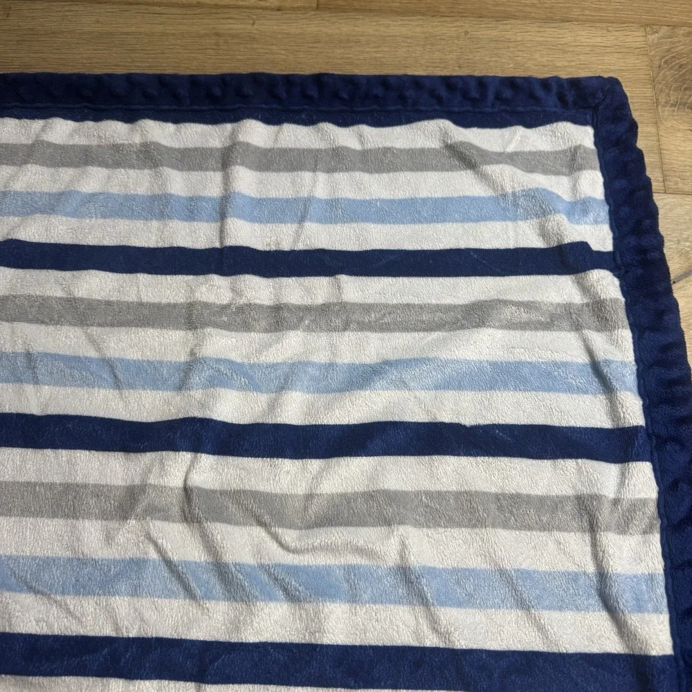 Child Of Mine Blue Stripe Sherpa Giraffe Baby Boy Blanket Carter's Plush Gray